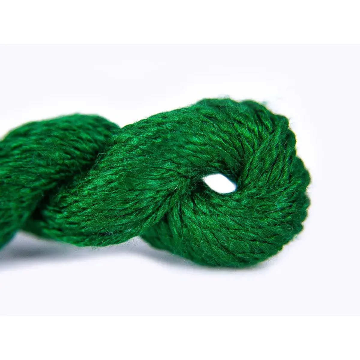 Vineyard Silk Classic 8211 198 Mistletoe