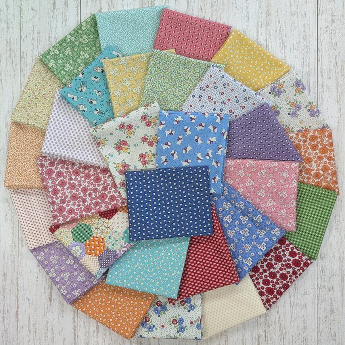 (30) Aunt Grace Goes Scrappy Fat Quarters