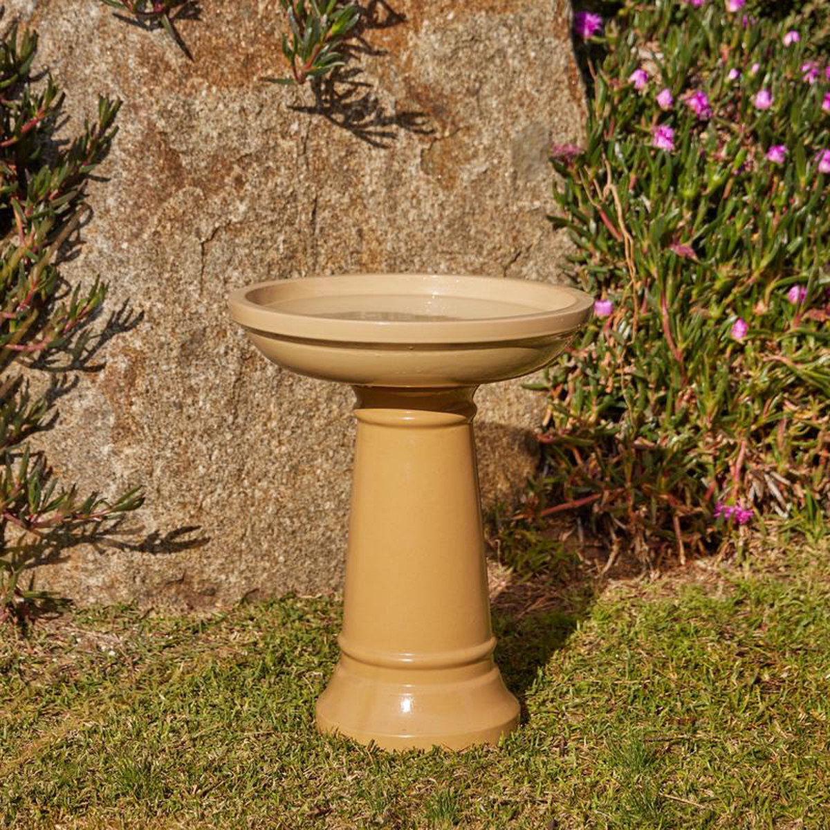 Grafton Bird Bath 8211 Cream