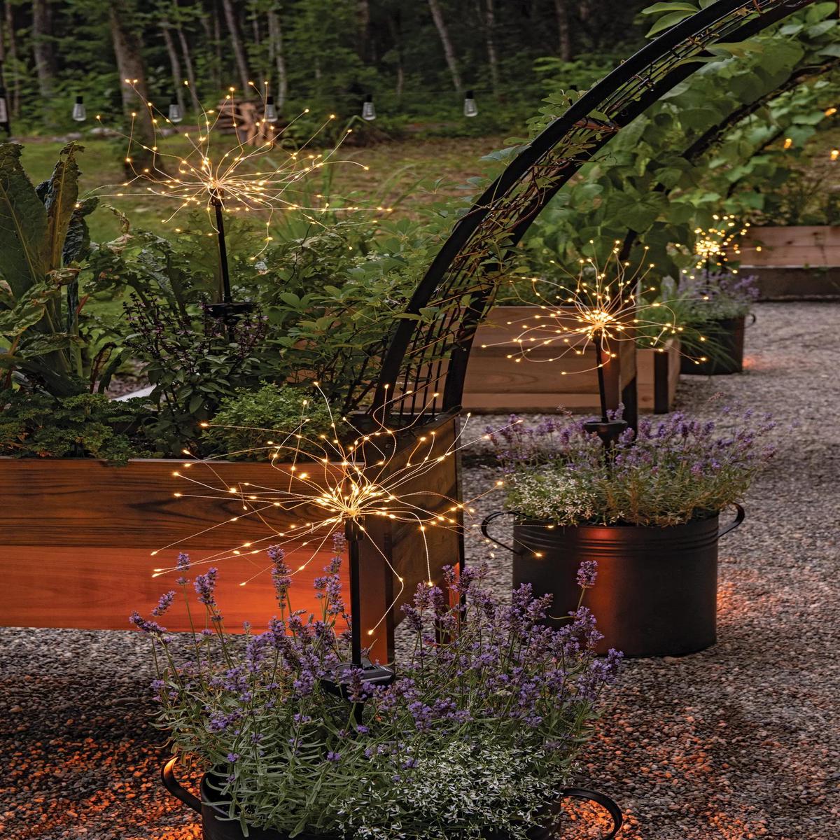 Twinklelite Solar Stake Light